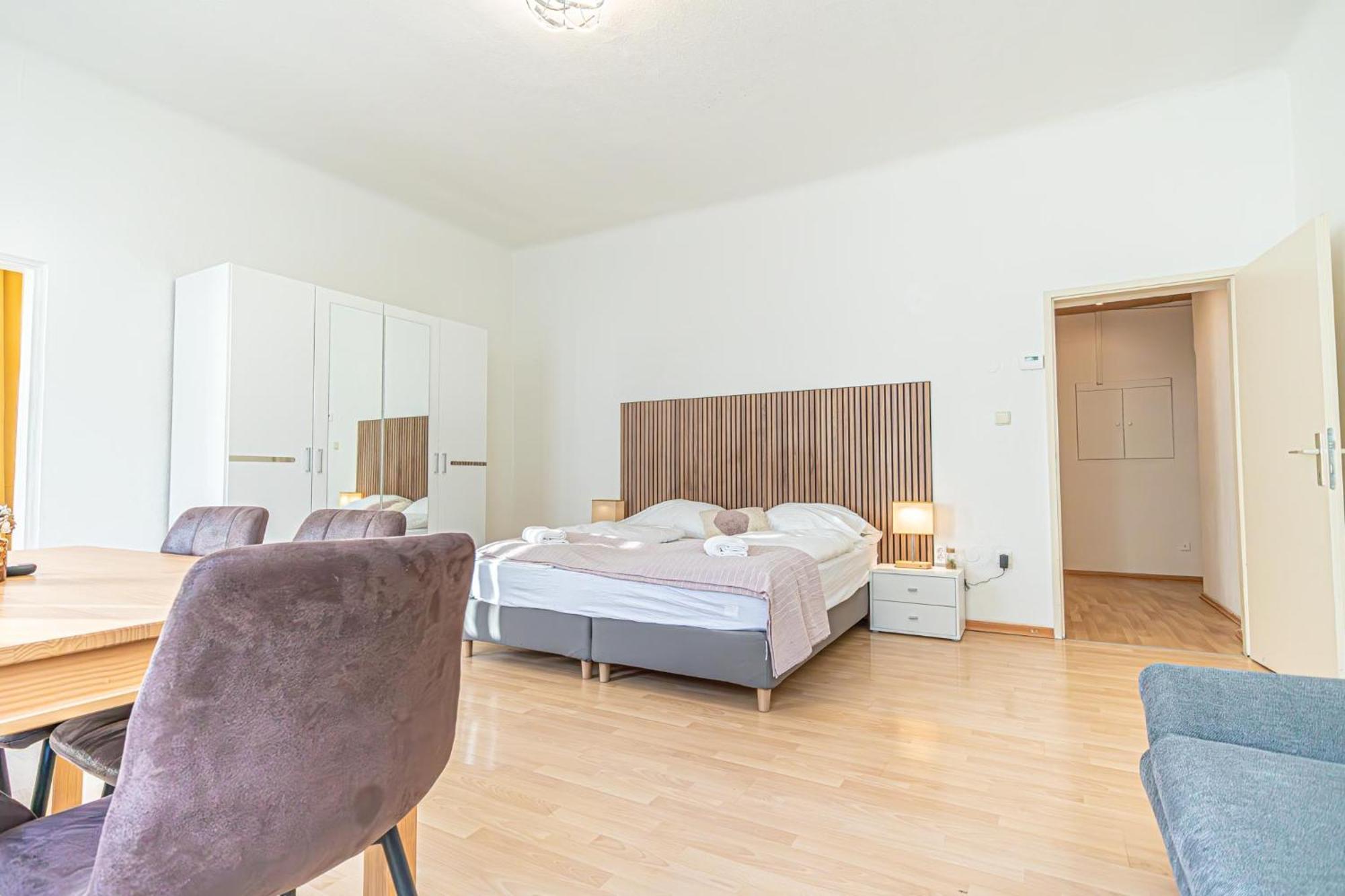 Desirable 2Br - Bookable For Longstays In Lockdown B Вена Экстерьер фото
