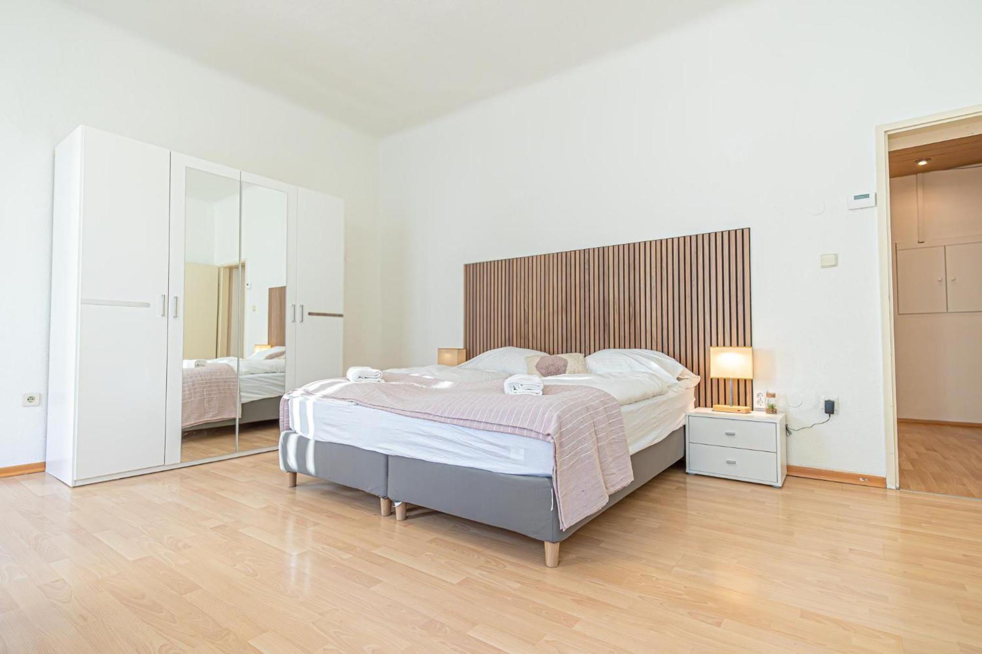 Desirable 2Br - Bookable For Longstays In Lockdown B Вена Экстерьер фото